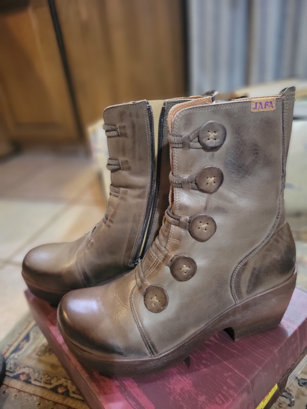 Jaffa Women's Taupe Button-Accent Leather Ankle Boots Made In Israel.